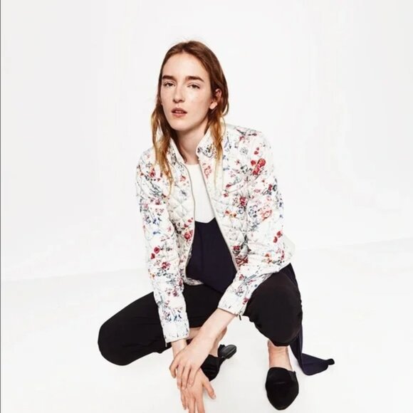 Zara Jackets & Blazers - Zara Women's White Red Wild Floral Print Stretch Full-Zip Quilted Jacket Size M